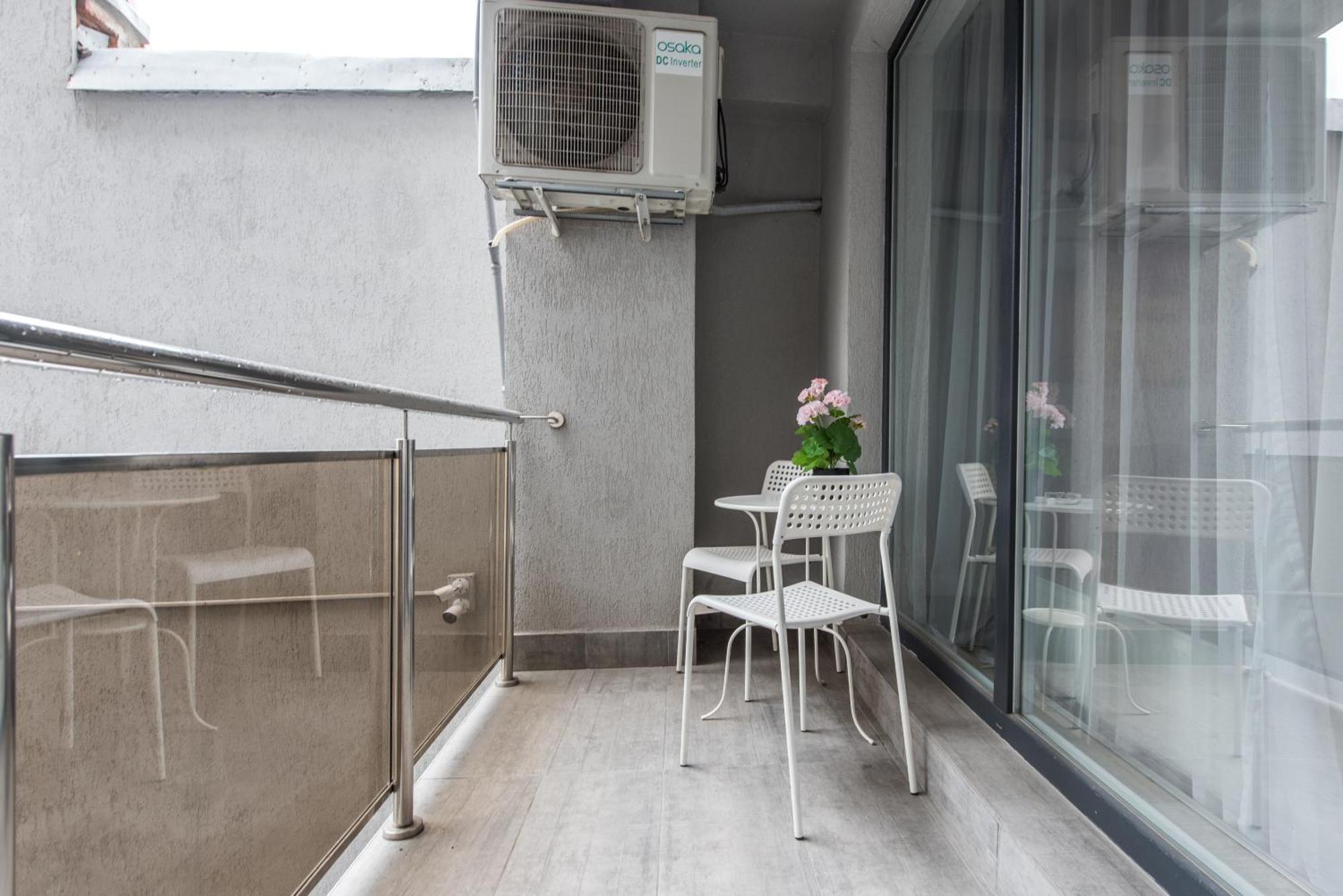 Bucharest Central Apartments - Shabbat Friendly Eksteriør bilde